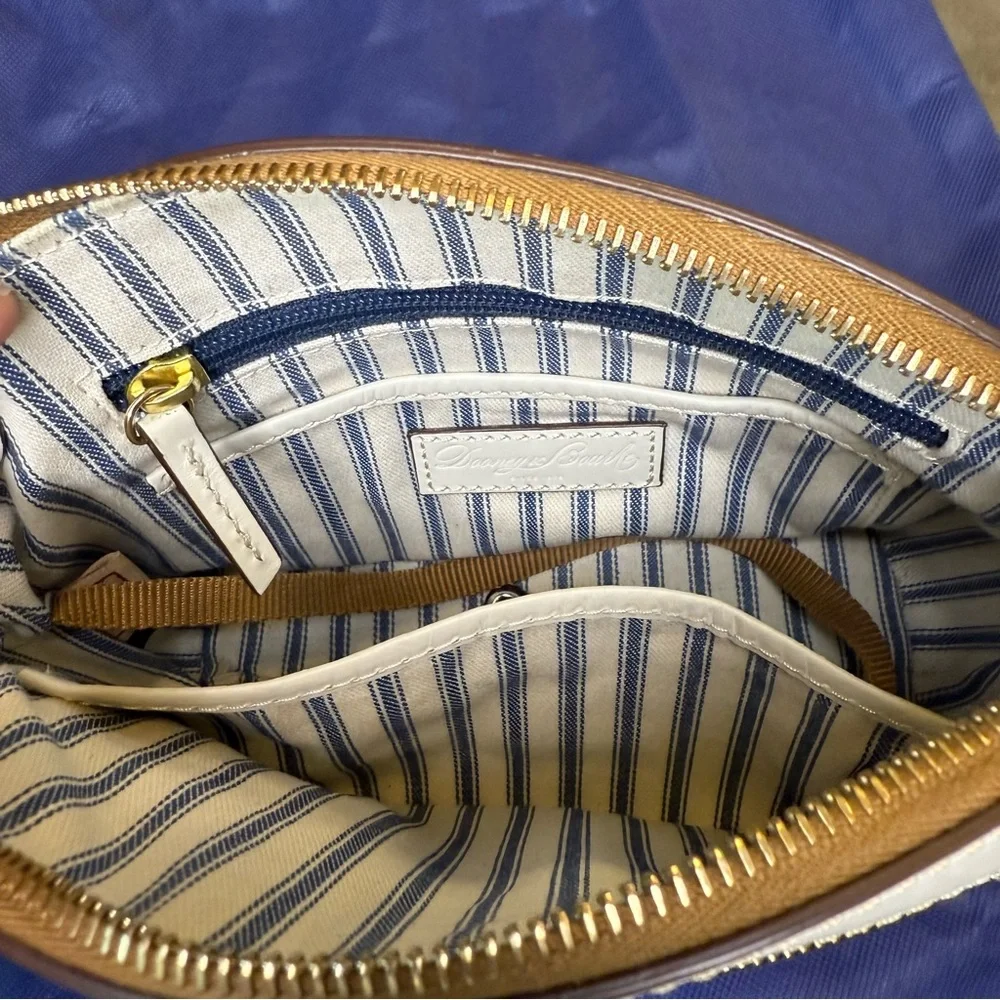 Dooney & Bourke Italian Leather Beacon Woven Domed White & Tan Crossbody Purse - Picture 7 of 9